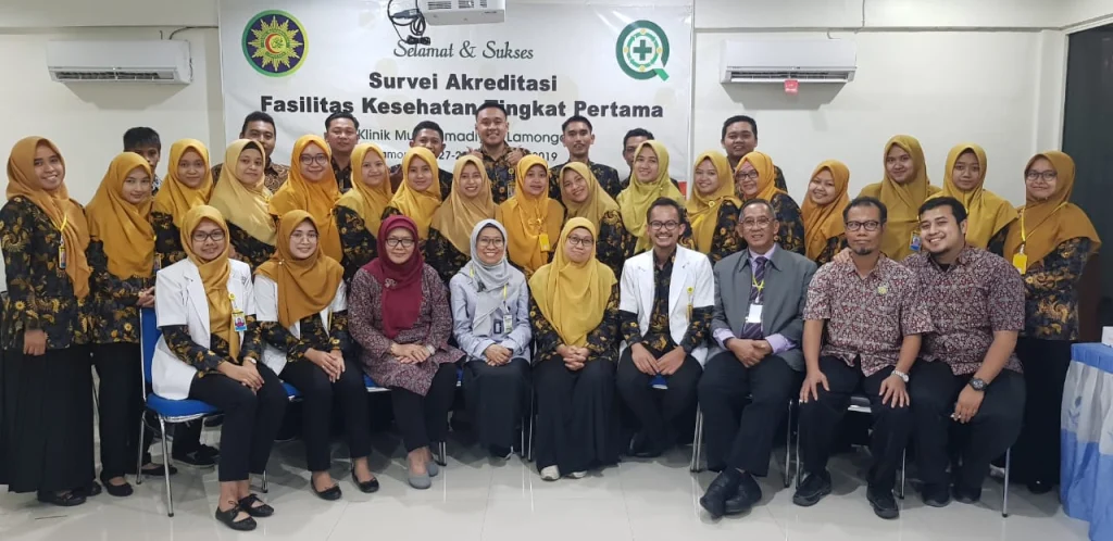 Darah Muda di Balik Sukses Klinik Muhammadiyah Lamongan Jalani Akreditasi FKTP