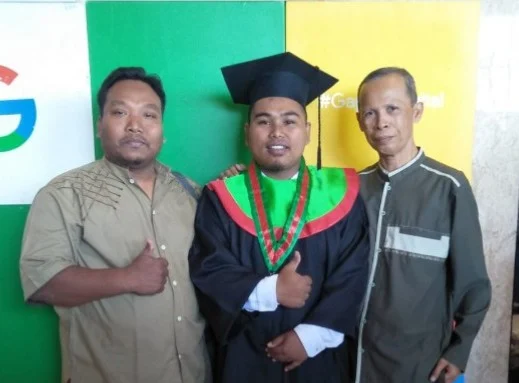 Sukses Anak Panti Penerima Bidikmisi: IPK 3 Koma, Bekerja sebelum Diwisuda