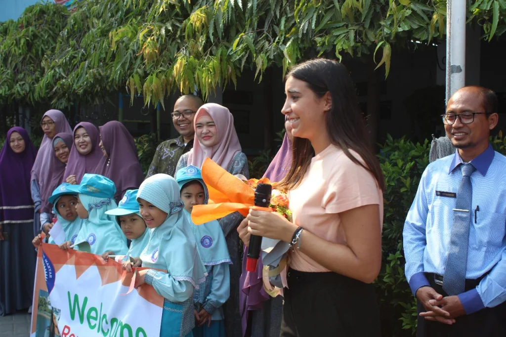 Tiba di SDMM, Gadis Portugal Ini Langsung Tertarik Pelajari Islam