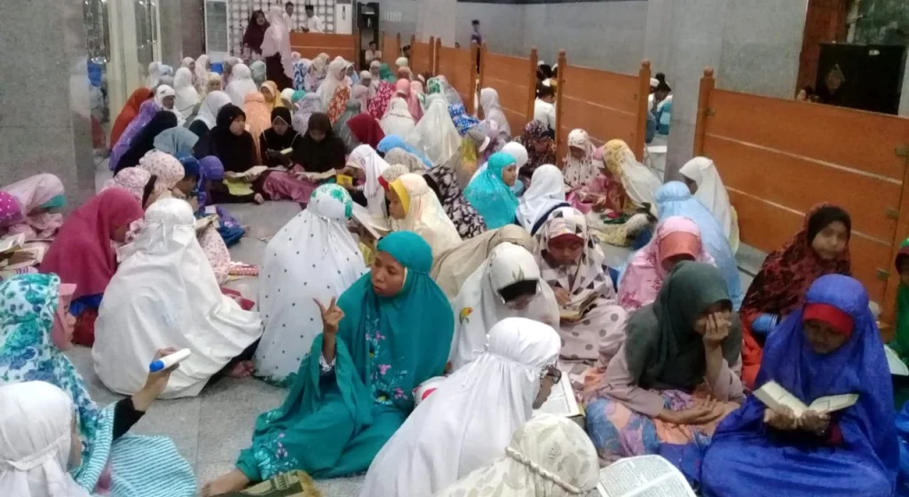 Empat Sekolah Ini Kompak Ajak Siswa Qiyamul Lail Bersama