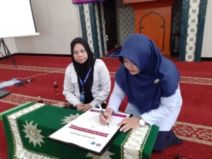 Mimdaka Teken Komitmen Bersama Jauhi Rokok dan Narkoba