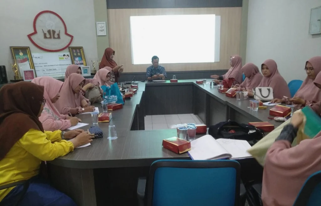 Gelar Kursus Kilat Jurnalistik, Mama-Mama Ikwam SDMM Ingin Tebarkan Inspirasi