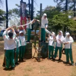 Tingkatkan Semangat Belajar, 154 Siswa Kelas VI SD Mugeb Ikuti Outbound