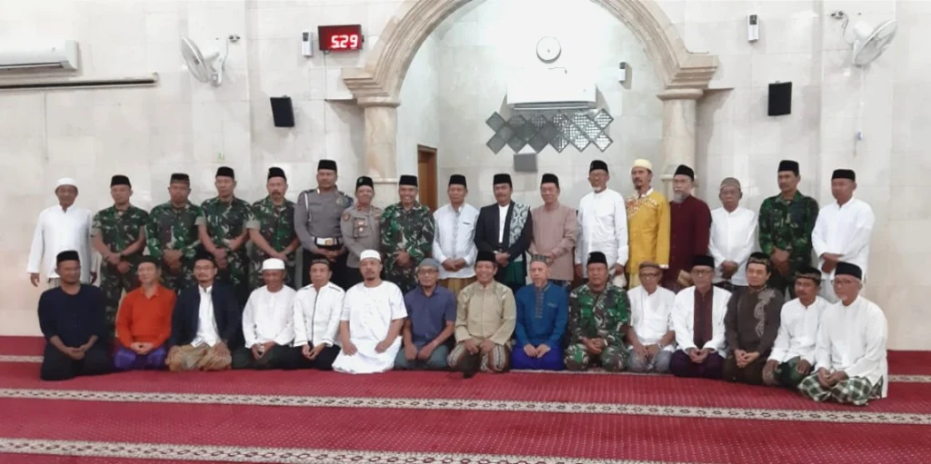 Wakil Bupati Gresik Kunjungi Masjid At Taqwa PRM PPI, Ikuti Acara Silaturahmi, Qiyamul Lail, dan Shalat Subuh