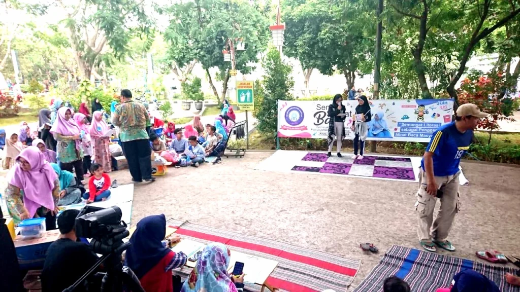 Semasa Syarat Baca, Melawan Radiasi Layar Gadget ala SDMM