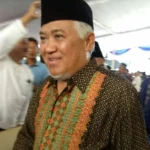 Ngaji Ketawa ala Din Syamsuddin: Dari Jenggot Putih Radikal hingga Akting Gila