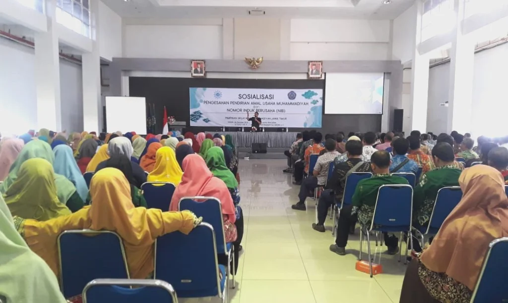 PWM Jawa Timur Sosialisasi Pengesahan Pendirian AUM dan NIB Putaran Terakhir di UMG