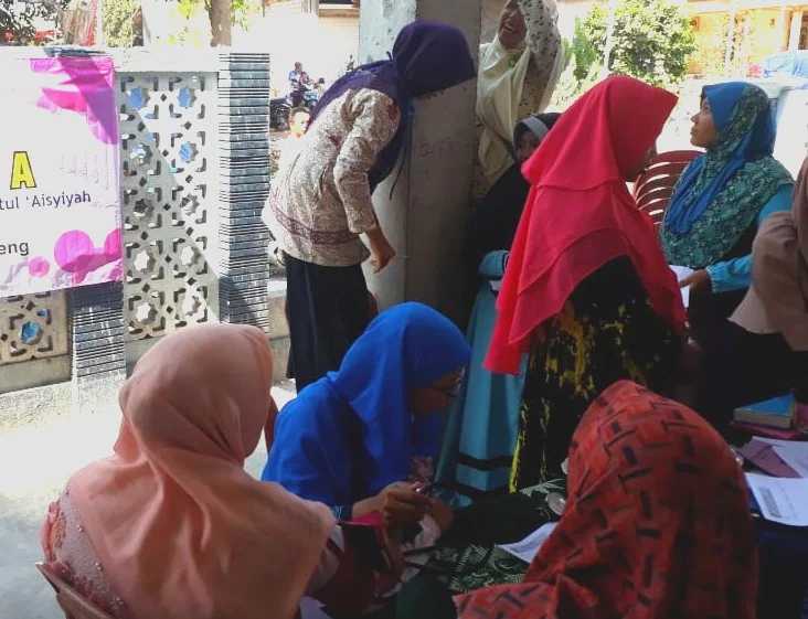 Ada Pemeriksaan IVA dan Sadari dalam Kegiatan Pashmina Panceng