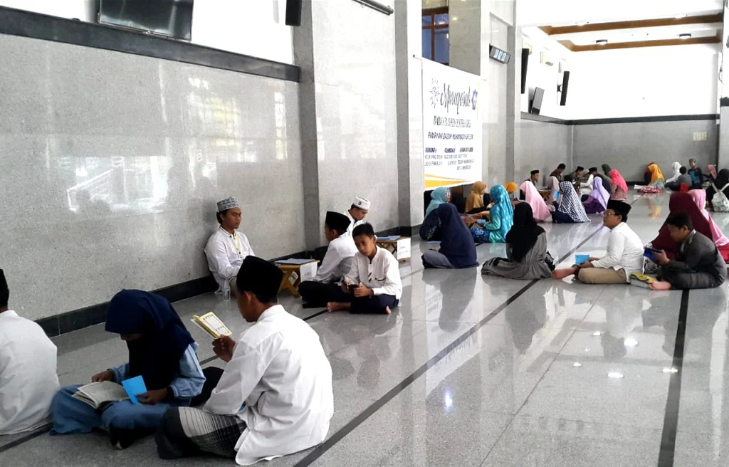 Membeludak, Peserta Munaqasah Badan Tajdied Center Gresik