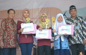 Nyanyikan Scars to Your Beautiful, Siswa Spemutu Juara I Native Symphony Smanema