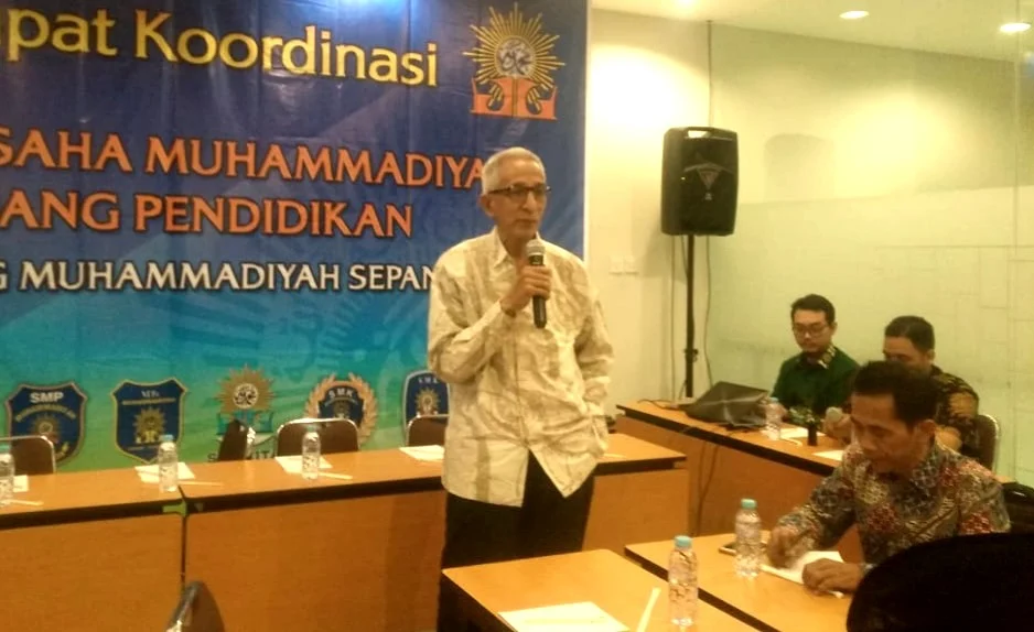 Buka Rapat Koordinasi AUM Bidang Pendidikan, Ketua PCM Sepanjang: Membangun Karakter Siswa Tidak Dimiliki Google