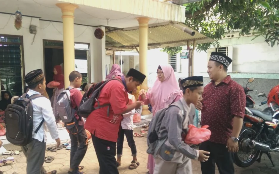 Pengajian Keliling SD Muwri Bahas Pahlawan Era Milenial