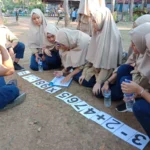 Siswa Spemdalas Peras Otak saat Bermain Formula Sukses