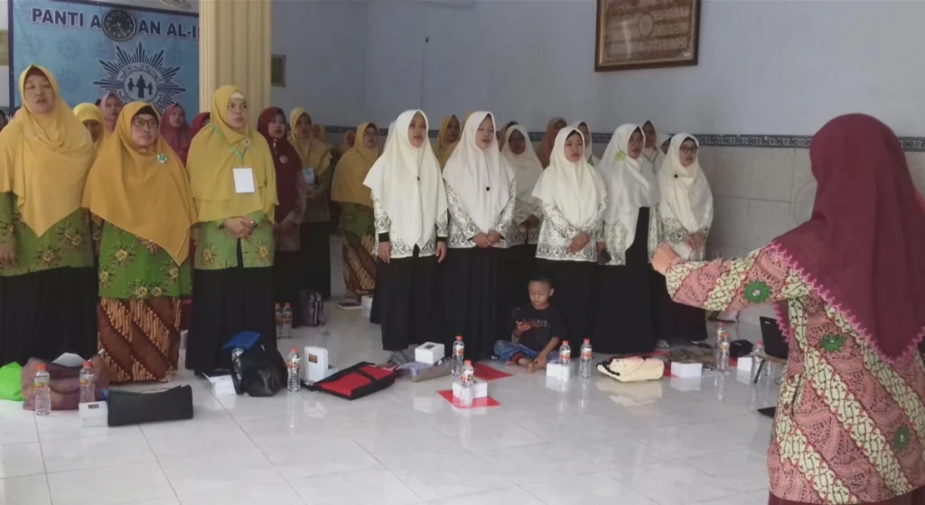 Duet Aisyiyah Wringinanom-Driyorejo Latih Para Mubalighat