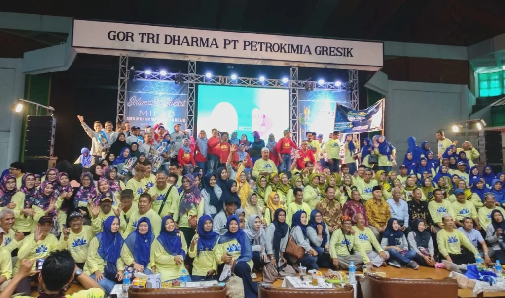 Aneka Badokan Khas Gresik Jamu Ribuan Peserta Reuni Akbar Lintas Generasi Smamsatu