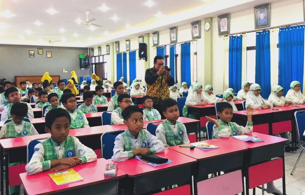 Tazkiyatun Nufus SDMM Bekali Siswa Hati yang Salim