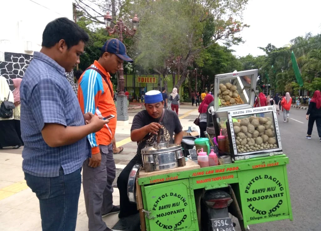 Penjual Pentol: Orang Muhammadiyah Itu Baik