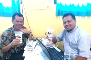 Fresh Drink Produk SMAM 1 Panji Ludes di Pelatihan Jurnalistik