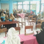 Ada yang Menangis di Pos Konsultasi Psikologi Pashmina Ini