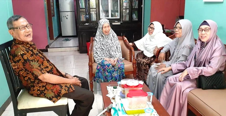 Selamat Jalan Bu Hamidah, Guru TK Aisyiyah Tiga Generasi