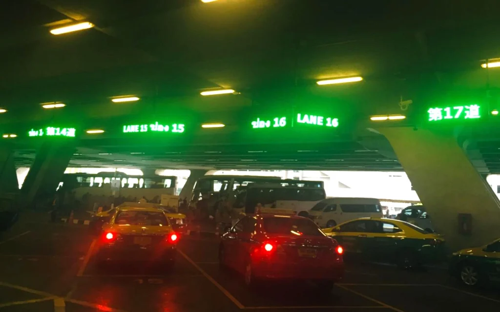 Terkesan Sistem Antrean Taksi di Bandar Udara International Suvarnabhumi