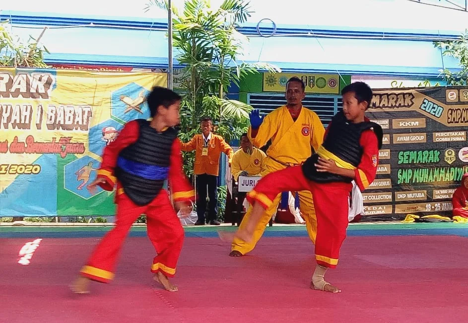 Dua Piala Tapak Suci Digondol SD Musi Menganti dari Babat