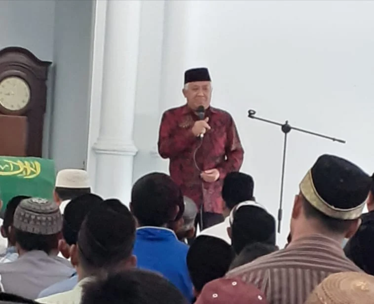 Mas Choliq di Mata Din Syamsuddin dan Saad Ibrahim