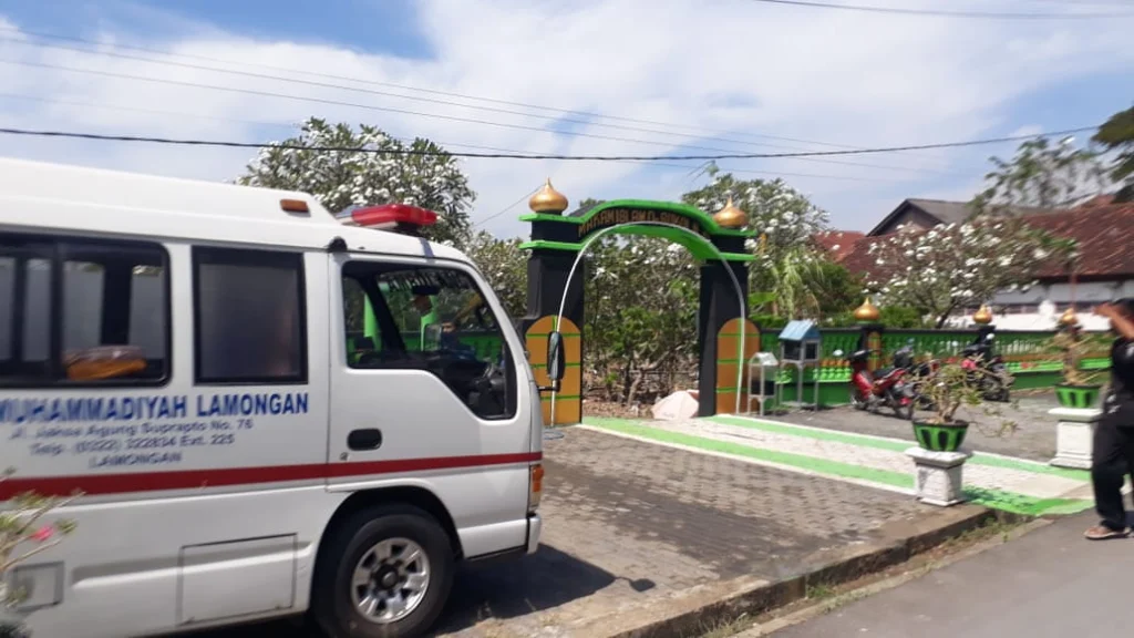 Kisah MCCC Lamongan Makamkan 80 Jenazah Covid