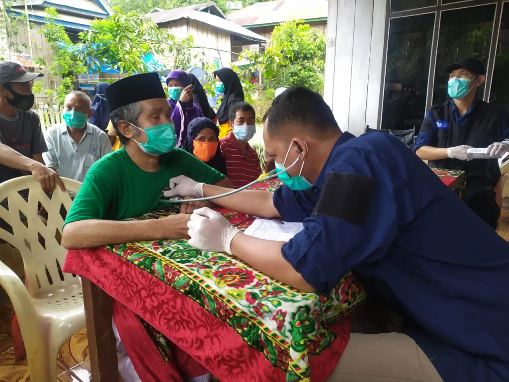 Tim Medis Muhammadiyah Layani Warga Terisolasi