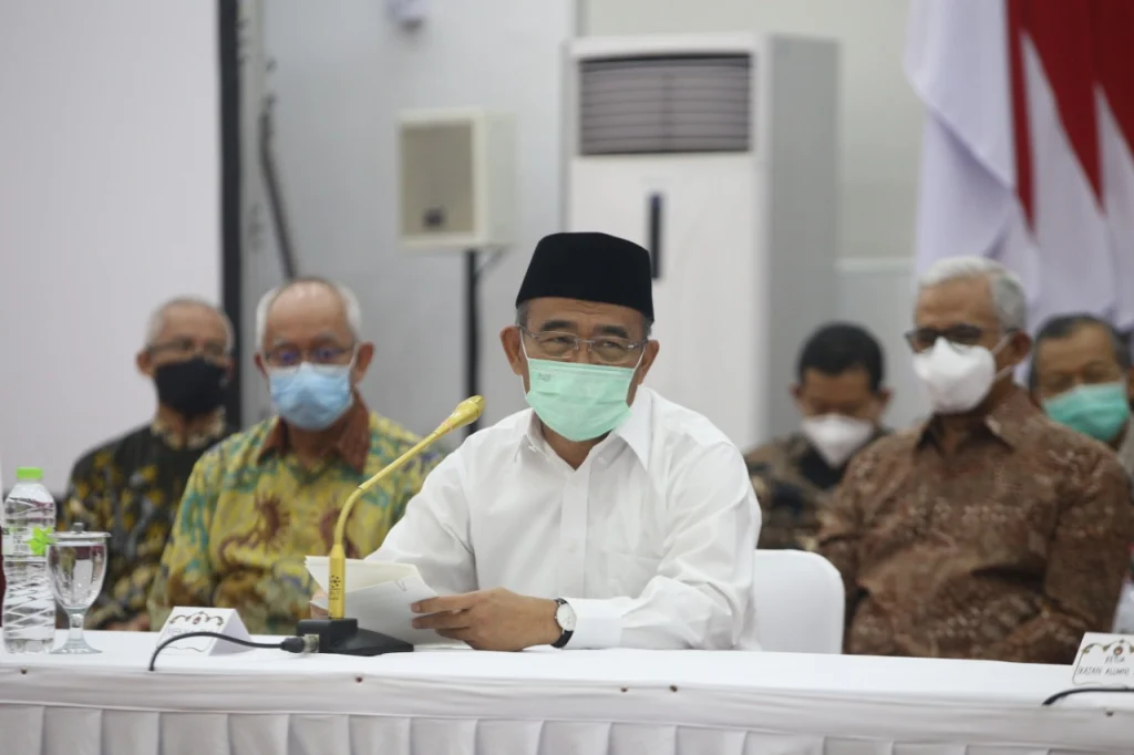 Hipertensi Komorbid Tertinggi Covid-19, Menko PMK: Cegah dengan Germas
