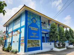 SD Muwri, Sekolah Adiwiyata di Bantaran Sungai Brantas