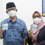 Haedar Nashir dan Noordjannah Ikut Vaksinasi Covid-19