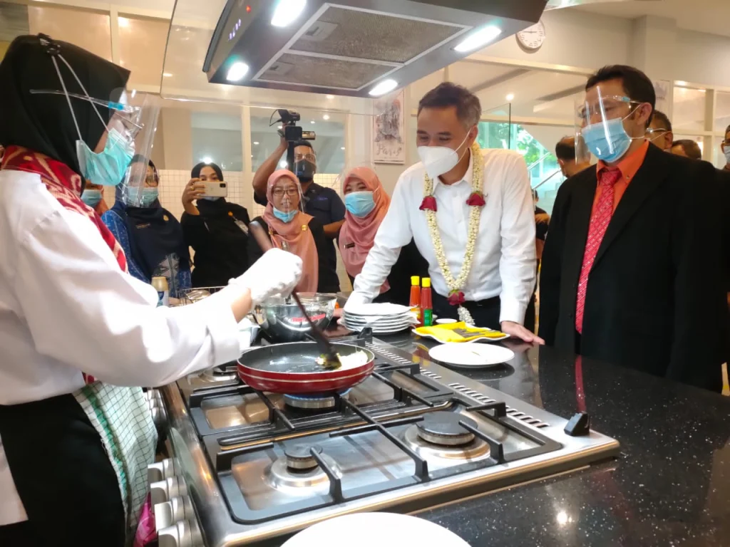 FGM Gelar Sosialisasi SMK Pusat Keunggulan