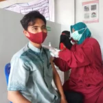 Guru SD Muhammadiyah 1 Menganti Tuntas Divaksin