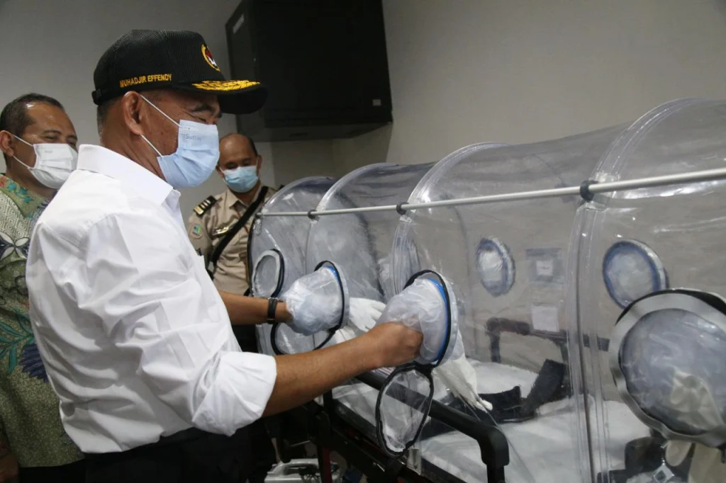 Menko PMK Tinjau Bandara Kualanamu, Cek Kesiapan Terima PMI