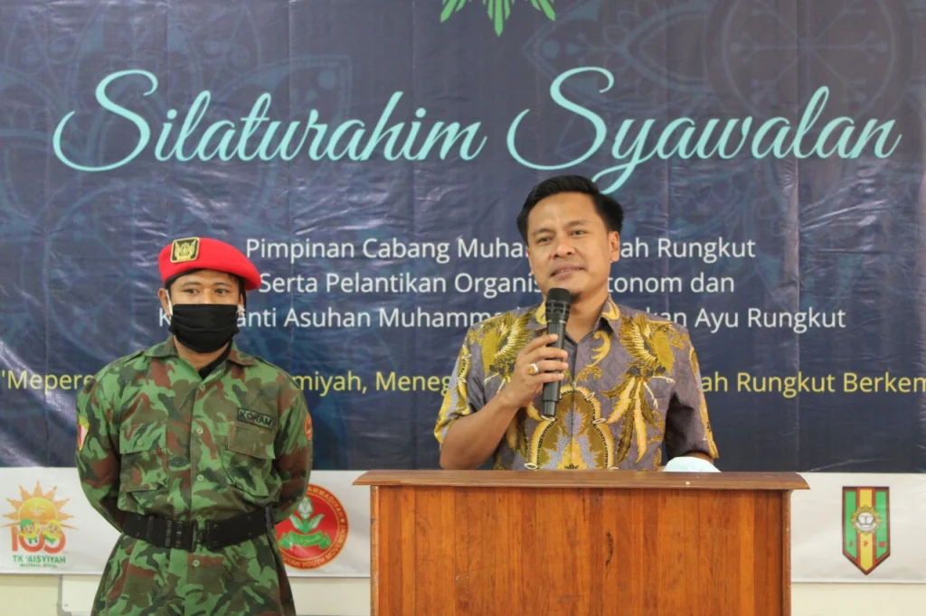 Anggota DPRD ke PCM Rungkut: Jangan Segan Ajak Saya Ngopi