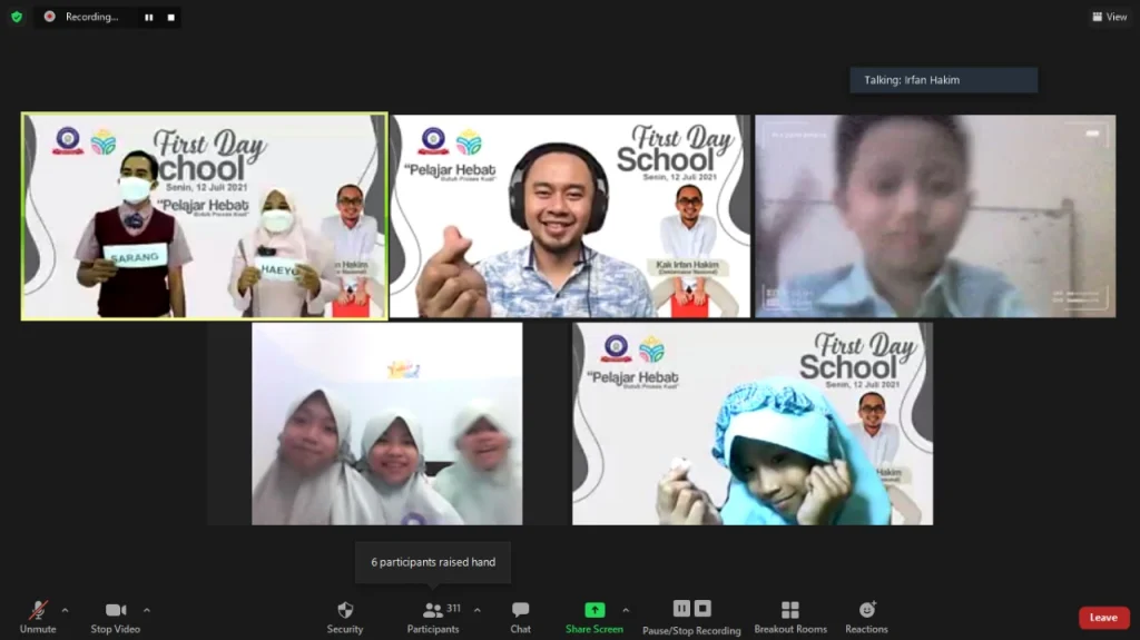 Trik Baca Puisi ala Deklamator Nasional Irfan Hakim