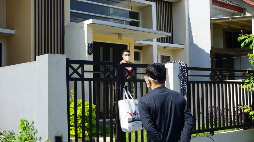 Terjunkan Maharesigana, UMM Kirim Logistik ke Warga Isoman