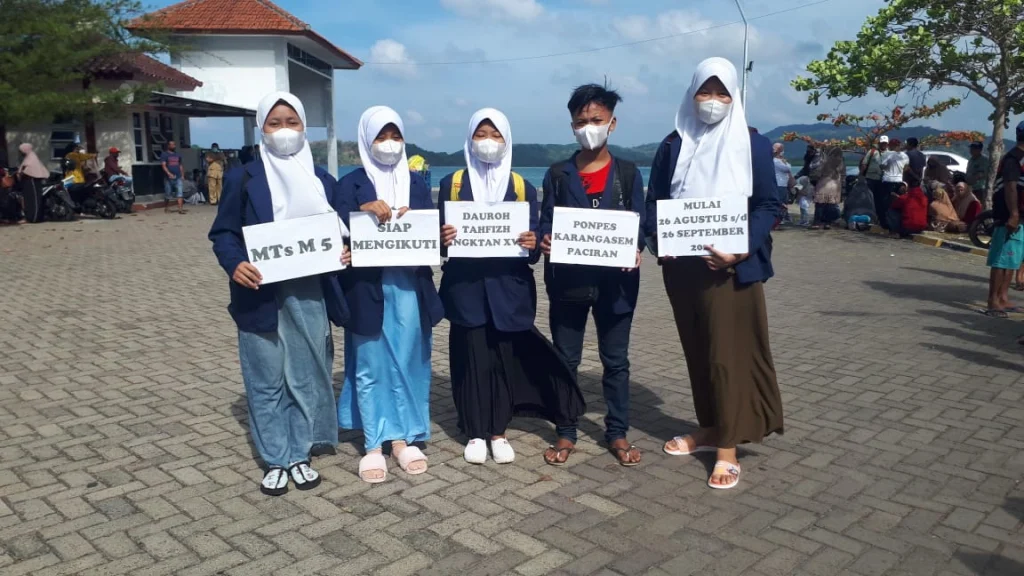 Lima Siswa MTsM 5 Bawean Ikuti Daurah Tahfidh di Lamongan