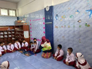 Antusias, Siswa SDM 3 ICP Diajar Guru Muhida
