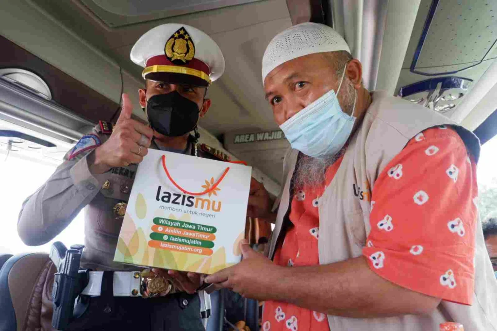 Bus Lazismu Jatim Dirazia Polisi Dikira Buruh Mau Demo