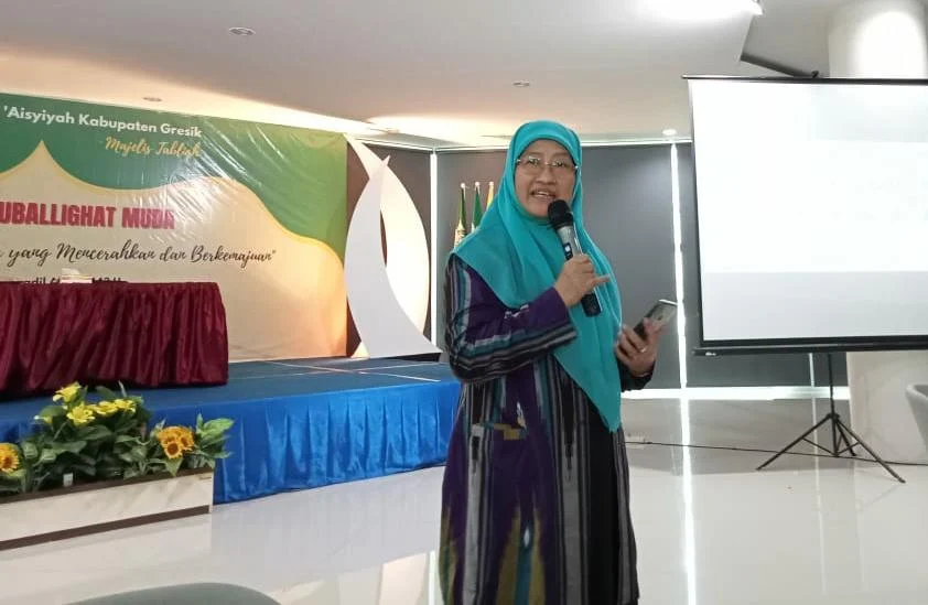 Mubalighat Punya Label, Tidak Makan sambil Jalan-Jalan