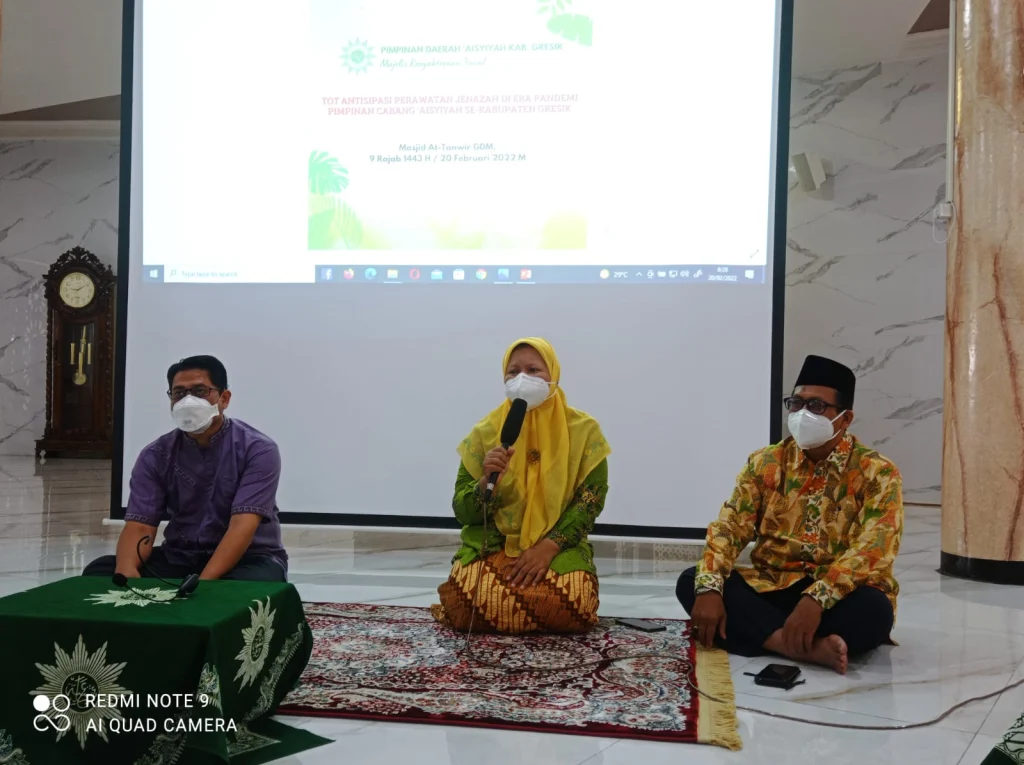 PDA Gresik Gelar Perawatan Jenazah Era Pandemi
