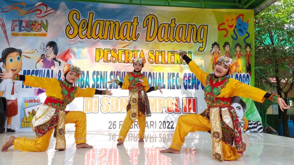 SD Muda Excellent Sabet Juara Lomba Tari