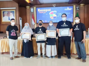 Inilah para Juara Lomba Menulis Softnews PWMU.CO