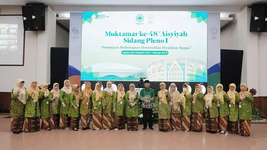 Balas Pantun dan Modifikasi Lagu Daerah di Muktamar Aisyiyah