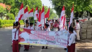 Parade Perjuangan SD Dubes di Hari Pahlawan