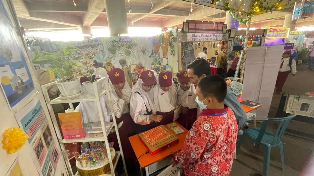 E-Jams Bikin Betah Pengunjung di Stan SDMM