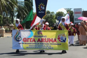 Tampil Totalitas Gita Taruna Juara I Parade Drumband
