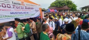Hangatkan Ponorogo, 10 Ribu Mangkok Bakso Lazismu Diserbu Penggembira Musywil